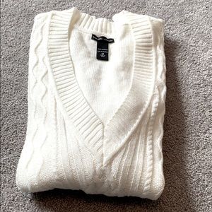 White NY & Company sweater.